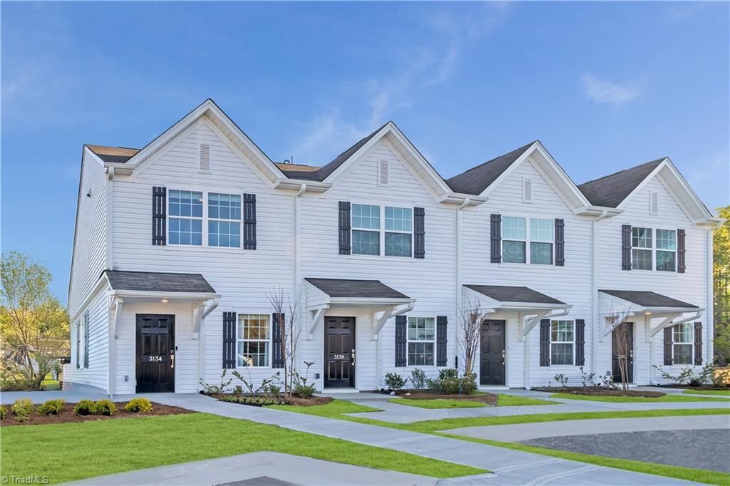 1836 Autumn Mist Drive, Winston-salem, NC 27103