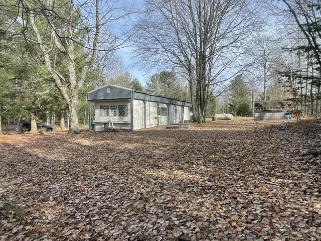 4979 21 Mile Road, Marion, MI 49665