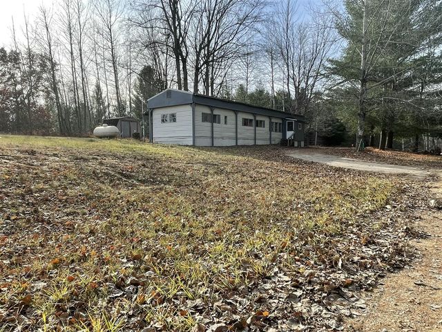 4979 21 Mile Road, Marion, MI 49665