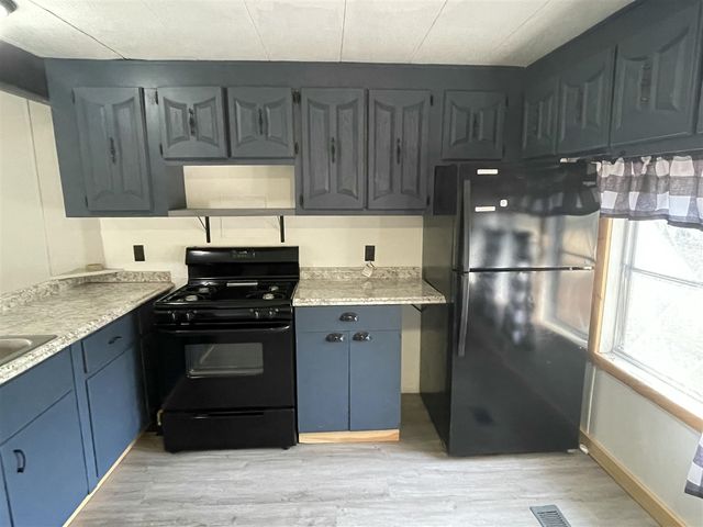 4979 21 Mile Road, Marion, MI 49665