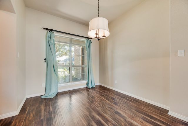 1010 Newington Circle, Forney, TX 75126