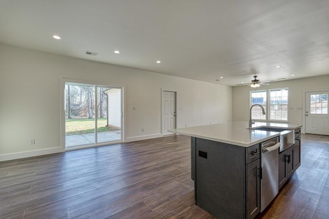 2225 Cowpens Pacolet Road, Spartanburg, SC 29307