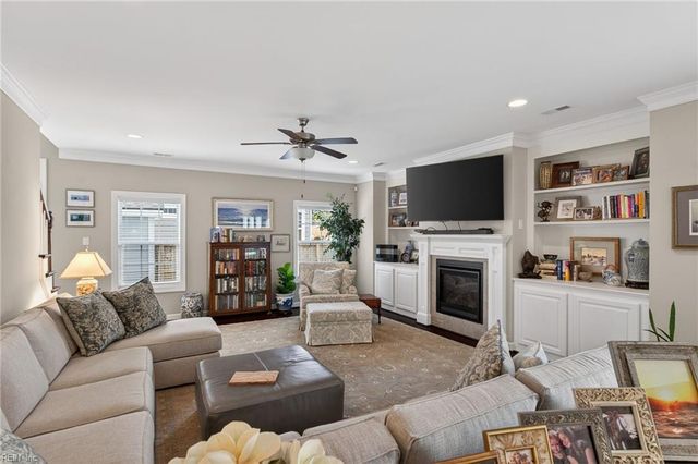 2276 Hatton ST, Virginia Beach, VA 23451