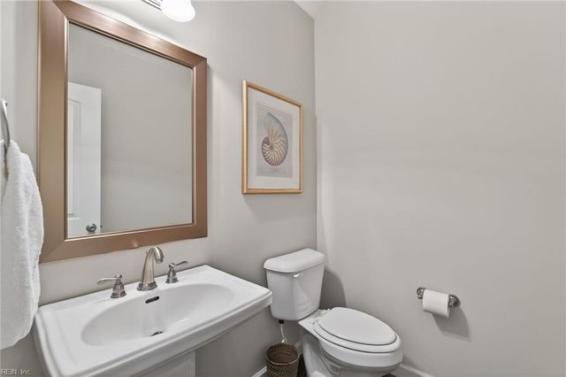 2276 Hatton ST, Virginia Beach, VA 23451