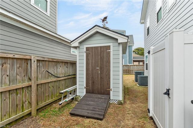 2276 Hatton ST, Virginia Beach, VA 23451