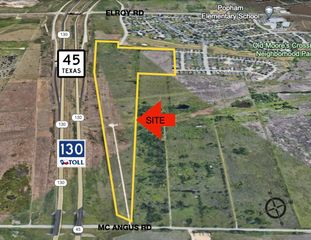 7008 Moores Crossing BLVD, Del Valle, TX 78617