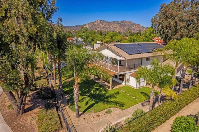 15536 Indian Head Ct, Ramona, CA 92065