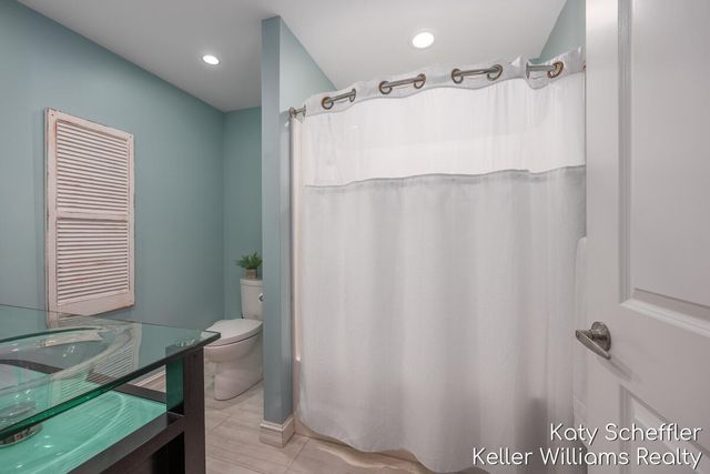 7896 Bay Meadow, Morton Twp, MI 49346
