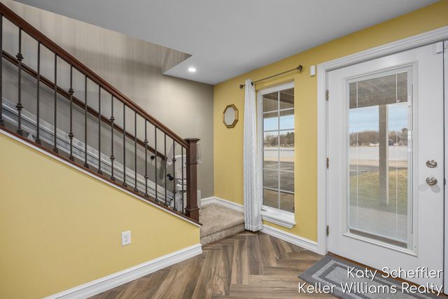 7896 Bay Meadow, Morton Twp, MI 49346