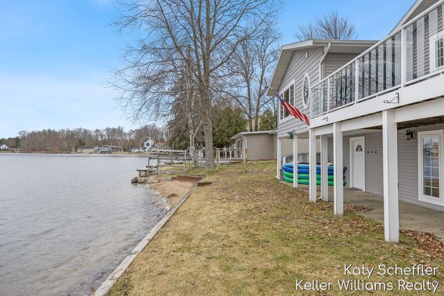 7896 Bay Meadow, Morton Twp, MI 49346