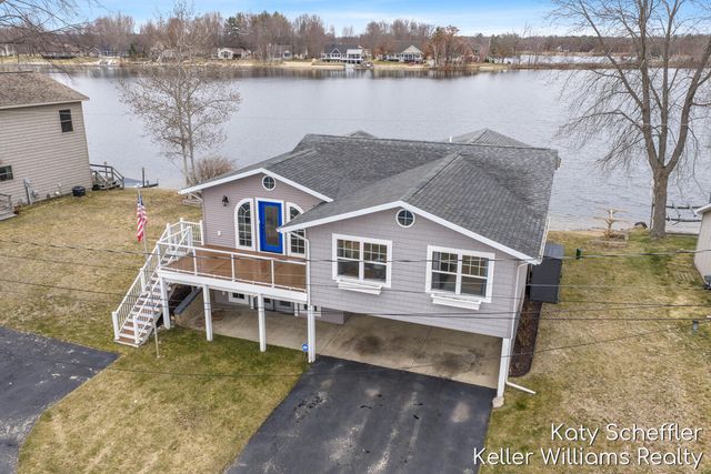 7896 Bay Meadow, Morton Twp, MI 49346