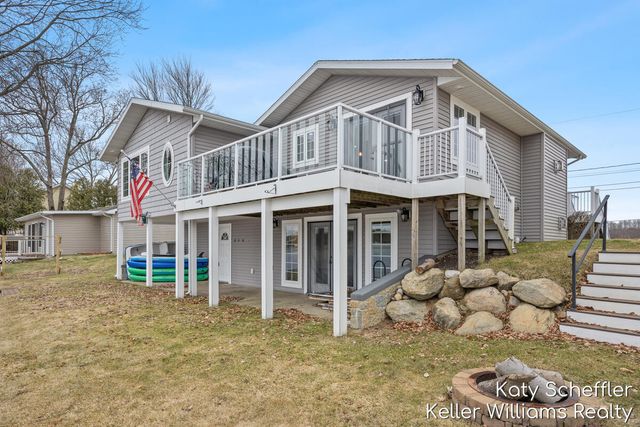 7896 Bay Meadow, Morton Twp, MI 49346