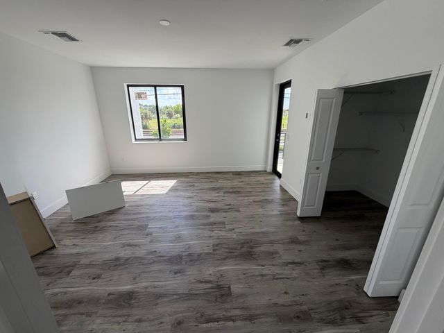 110 NW 15th Court, Pompano Beach, FL 33060