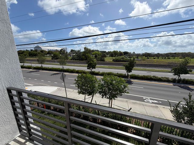 110 NW 15th Court, Pompano Beach, FL 33060