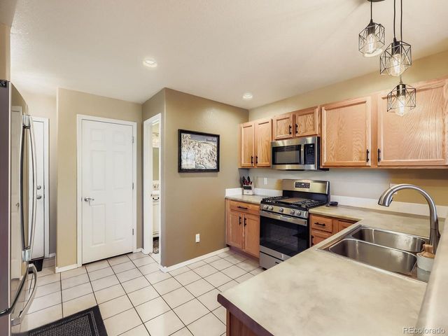 10548 Sunburst Ave, Firestone, CO 80504