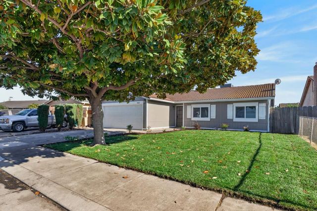 8762 Lansdowne Dr, Stockton, CA 95210