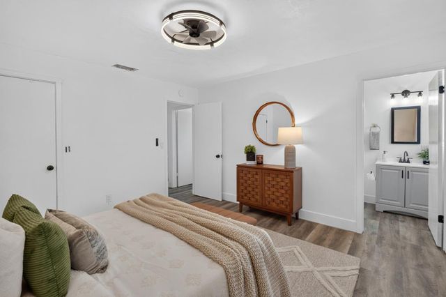 8762 Lansdowne Dr, Stockton, CA 95210