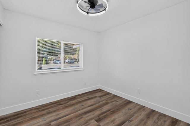 8762 Lansdowne Dr, Stockton, CA 95210