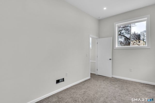 45 Hanmer Street, East Hartford, CT 06108