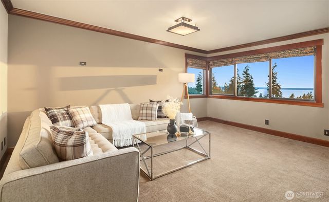 5916 Saint Andrews Drive, Mukilteo, WA 98275