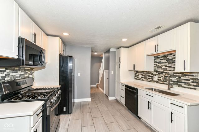 1653 S Delaware Street, Indianapolis, IN 46225
