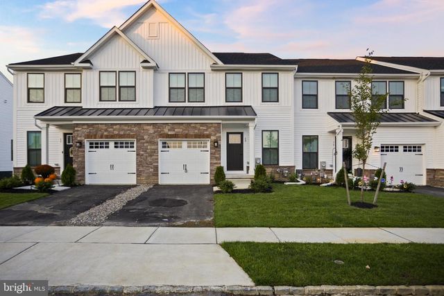 68 ROSEMARY WAY, Mount Laurel, NJ 08054