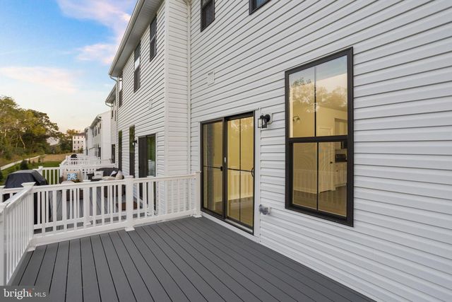 68 ROSEMARY WAY, Mount Laurel, NJ 08054