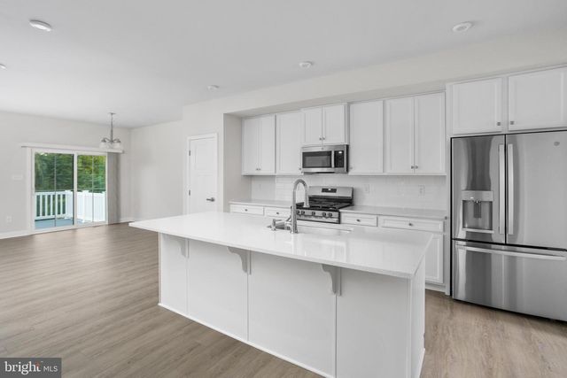 68 ROSEMARY WAY, Mount Laurel, NJ 08054
