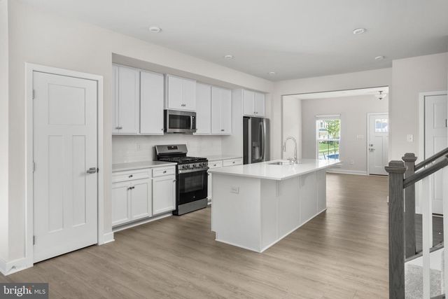 68 ROSEMARY WAY, Mount Laurel, NJ 08054