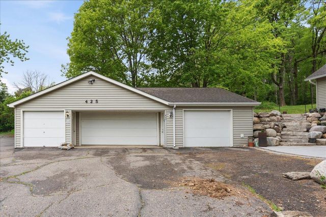425 County Road 19, Minnetrista, MN 55364