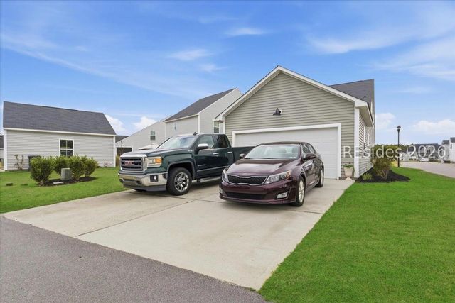 17 Garden Gate Cir E, Hardeeville, SC 29927