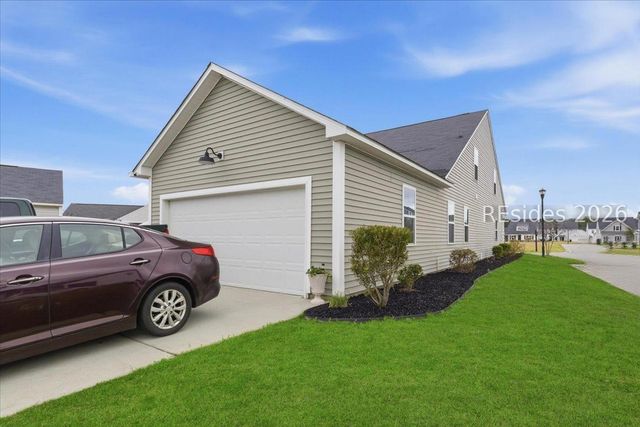 17 Garden Gate Cir E, Hardeeville, SC 29927