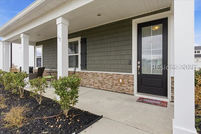17 Garden Gate Cir E, Hardeeville, SC 29927
