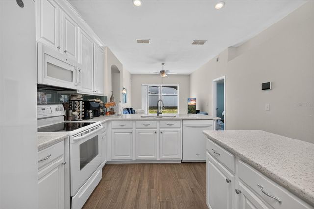 264 LAUREL RIDGE PASS, Davenport, FL 33897