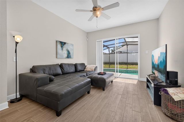 264 LAUREL RIDGE PASS, Davenport, FL 33897