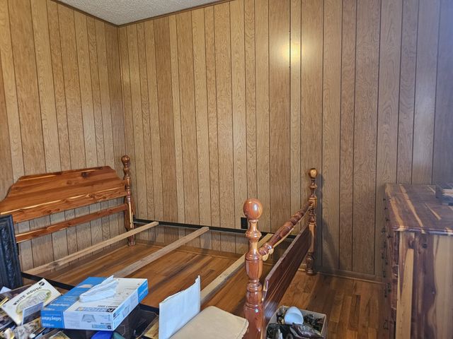 1077 Rock Ave, Palmer, TN 37365