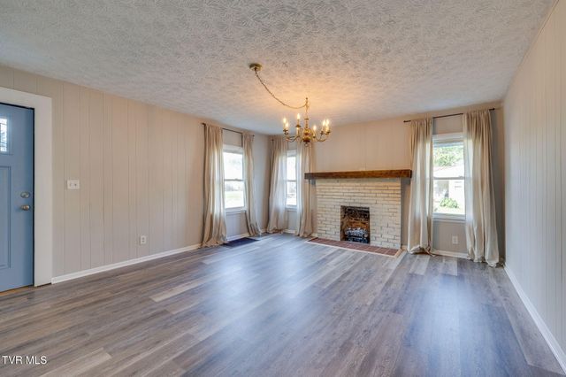 1802 Washington Avenue, Kingsport, TN 37664