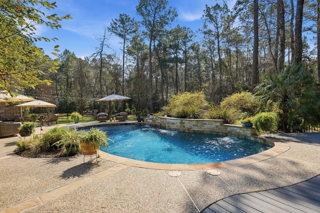 11063 Sunset Avenue, Magnolia, TX 77354