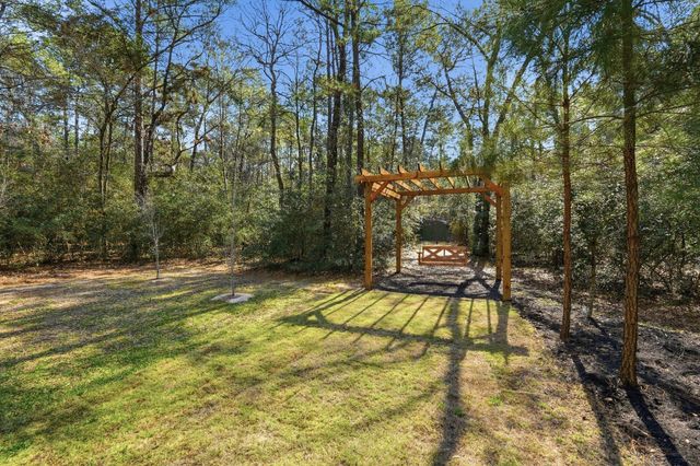 11063 Sunset Avenue, Magnolia, TX 77354