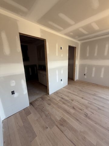 119 Pondview Dr, Hohenwald, TN 38462