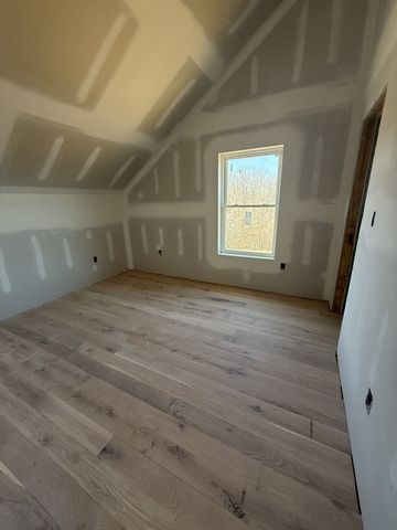 119 Pondview Dr, Hohenwald, TN 38462