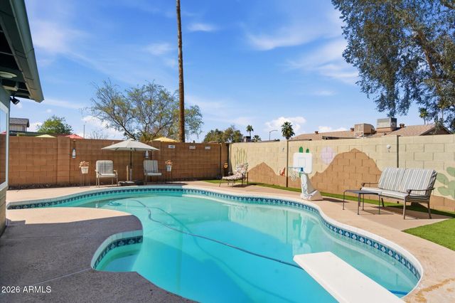 3418 E LUPINE Avenue, Phoenix, AZ 85028