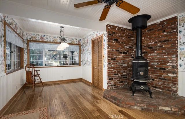 41208 Valley Of The Falls Drive, Forest Falls, CA 92339