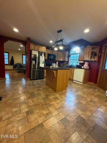 1915 Dante Road, Saint Paul, VA 24283