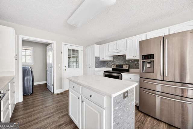 132 Pineworth Pointe Drive, Macon, GA 31216