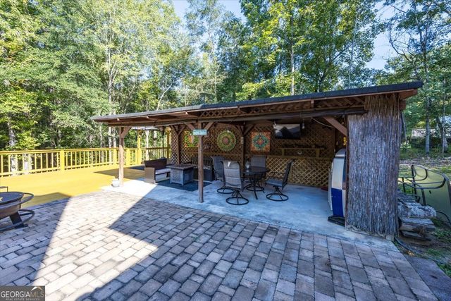 132 Pineworth Pointe Drive, Macon, GA 31216