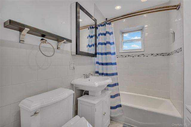 1879 Crompond Road E4, Peekskill, NY 10566