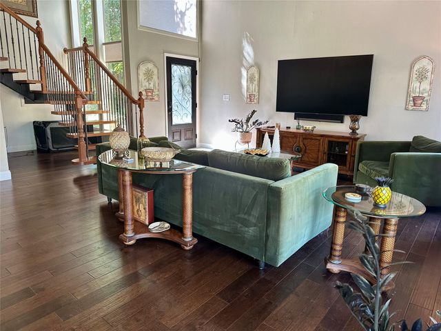 25 Stoney Creek CV, Lakeway, TX 78734