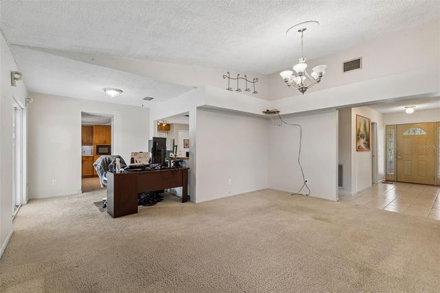 9004 HOGANS BEND, Tampa, FL 33647