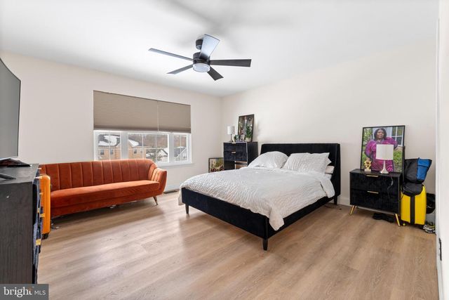 24 EXTON CIR, Cherry Hill, NJ 08003